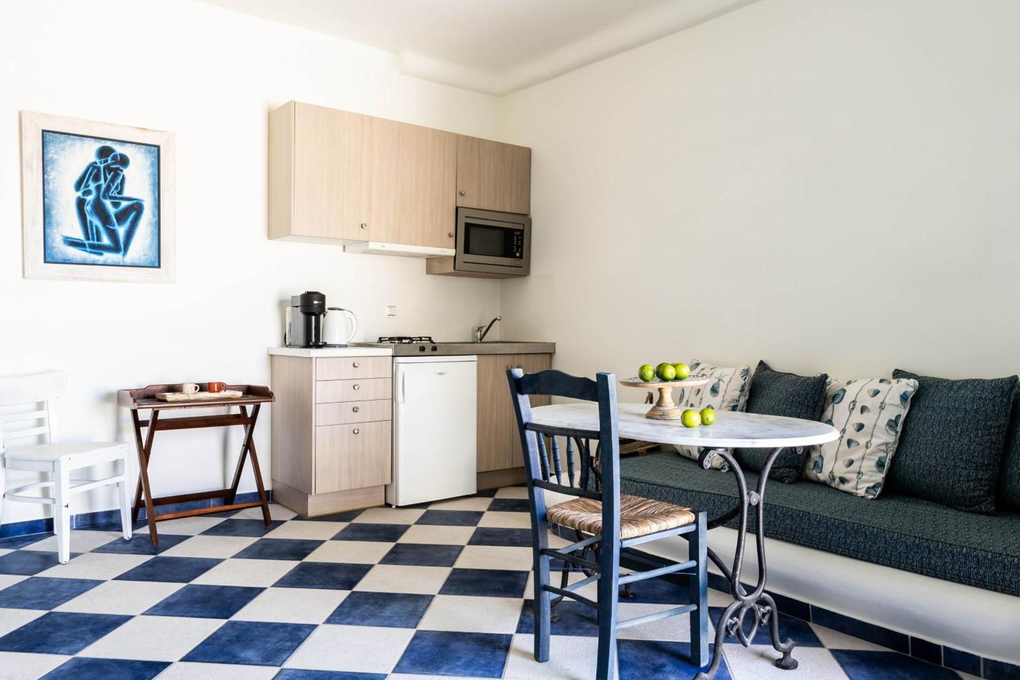 Makani Suites Ano Mera Eksteriør billede